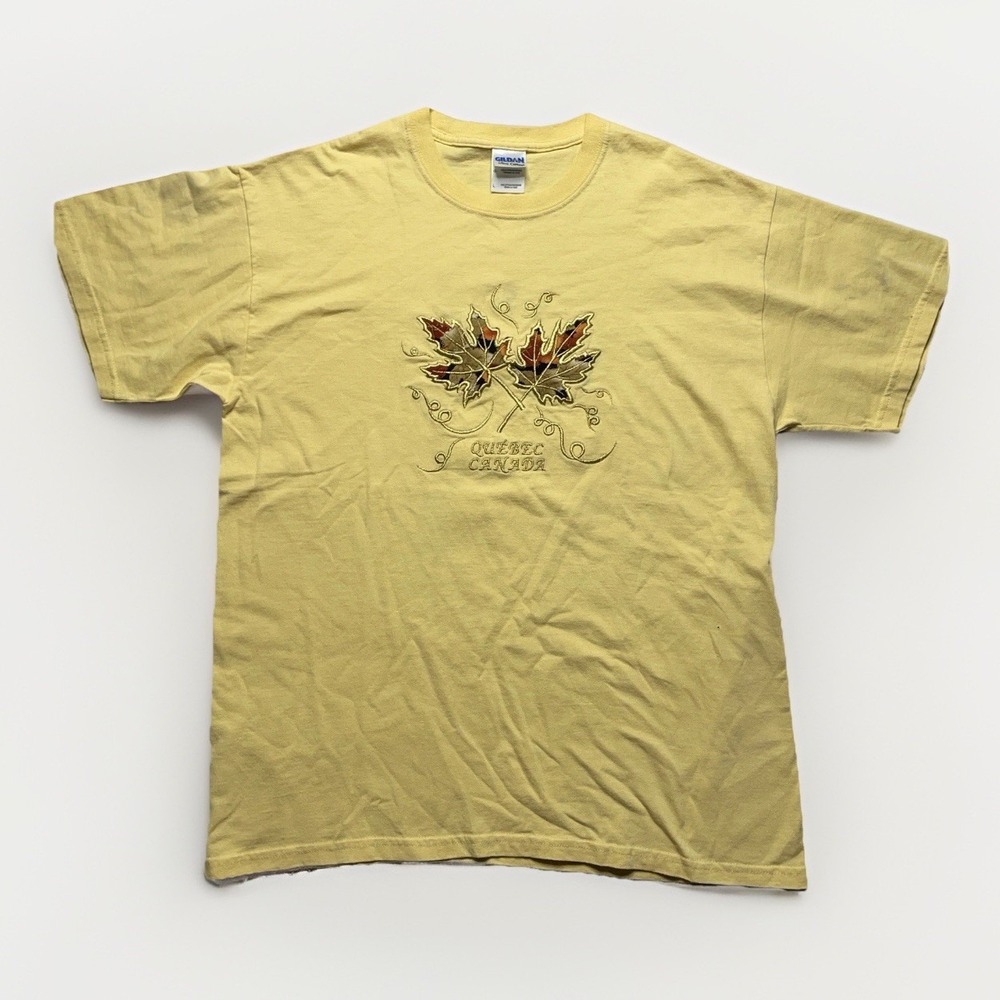 Vintage 00s Embroidered Canada Maple Leaf Yellow T-Shirt Men's Size L Gold y2k